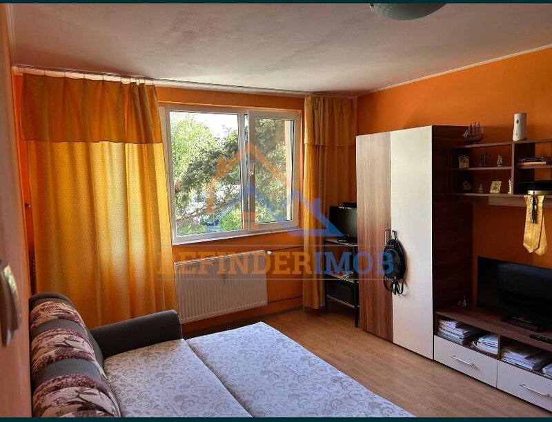 Titan Apartament 2 camere de vanzare zona 1 Decembrie 1918